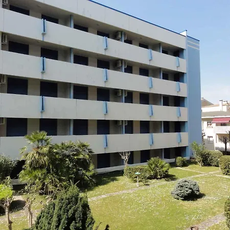 דירה In 35830 ביביונה